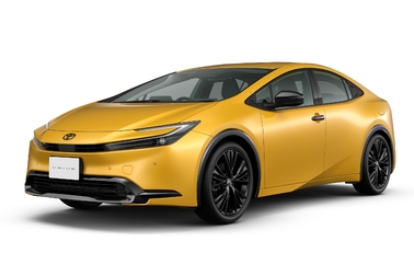 フロント　特別仕様車 G プラグインハイブリッド車 “Night Shade”（ベース車両はG プラグインハイブリッド車）